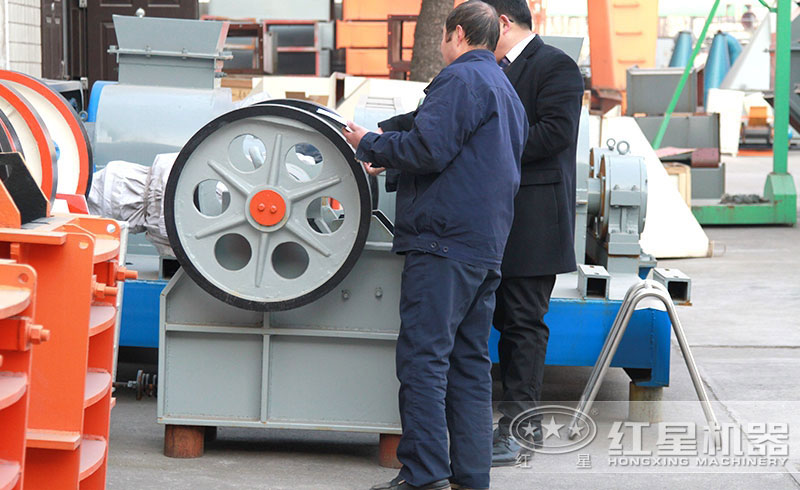 什么會影響pe600 &times;900顎式破碎機的產(chǎn)量